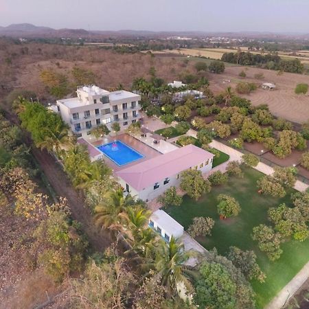 Anantam Resort Sasan Gir Exteriör bild