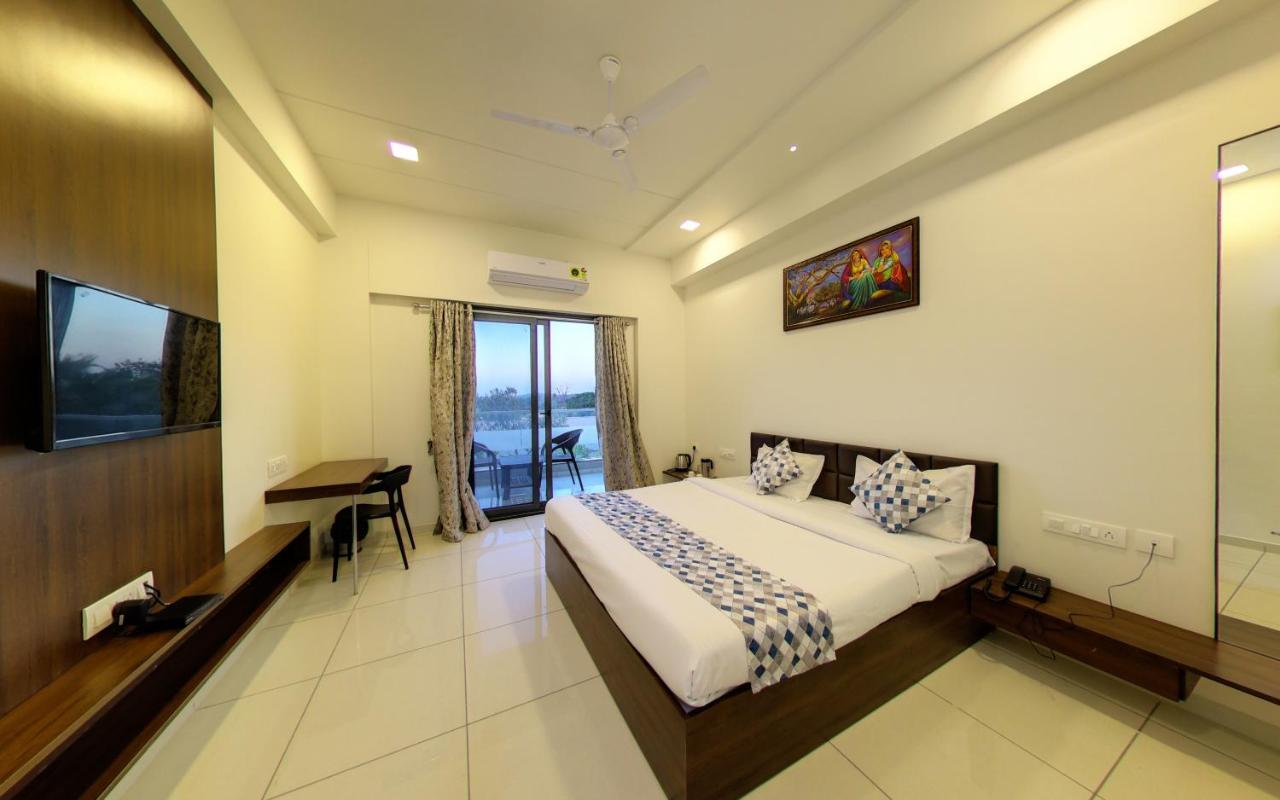 Anantam Resort Sasan Gir Exteriör bild