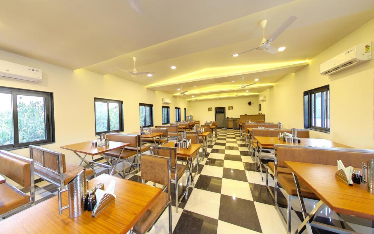 Anantam Resort Sasan Gir Exteriör bild